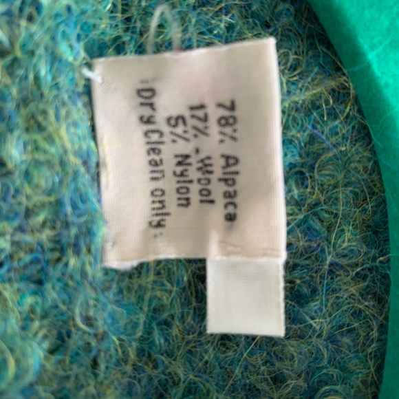 Tabask handmade peruvian alpaca single button cardigan. Size Medium. - Picture 5 of 5